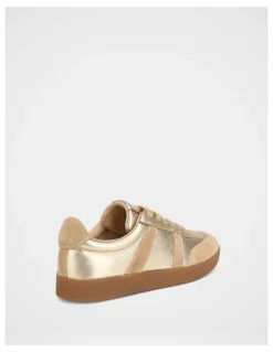 Wittner Boston Metallic Leather Sneaker in Gold