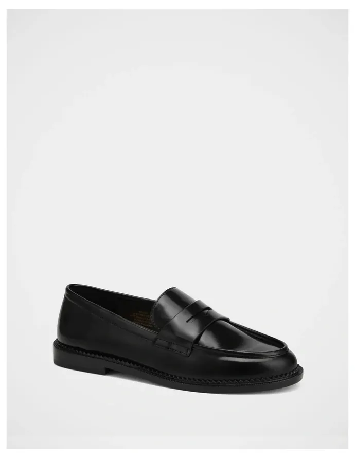 Wittner Brody Leather Loafer in Black