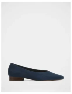 Wittner Calio Suede Leather Ballet Flat in Navy