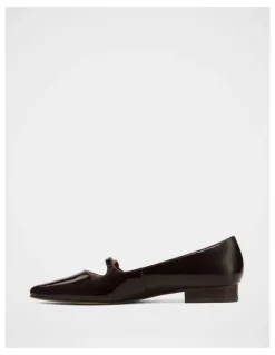 Wittner Carina Patent Leather Ballet Flat in Raisin