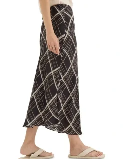 Yarra Trail Controllo Skirt in Black
