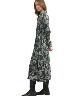 Yarra Trail Kin Dress in Black
