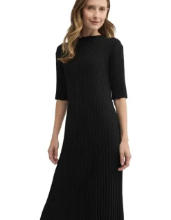 Yarra Trail Oak Knit Dress in Black